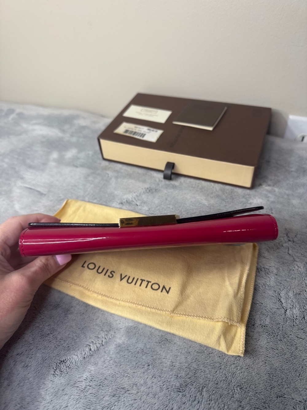 Louis Vuitton Pink Patent Leather Louise Long Wallet - Picture 6 of 14